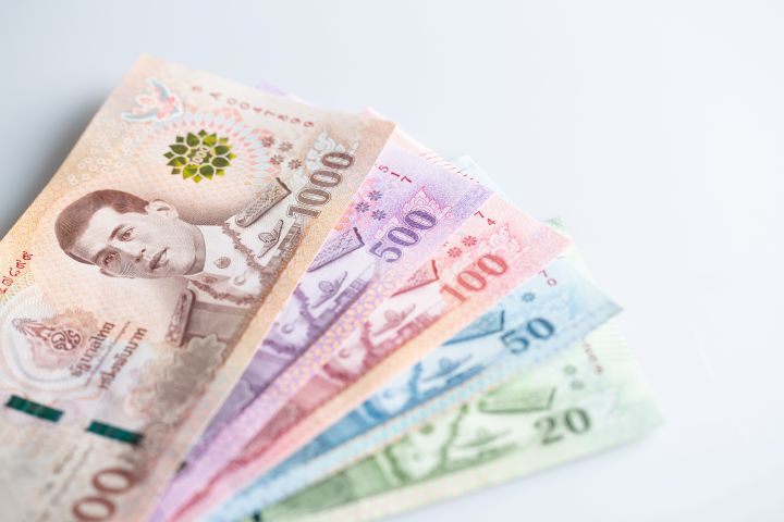 タイ　お金